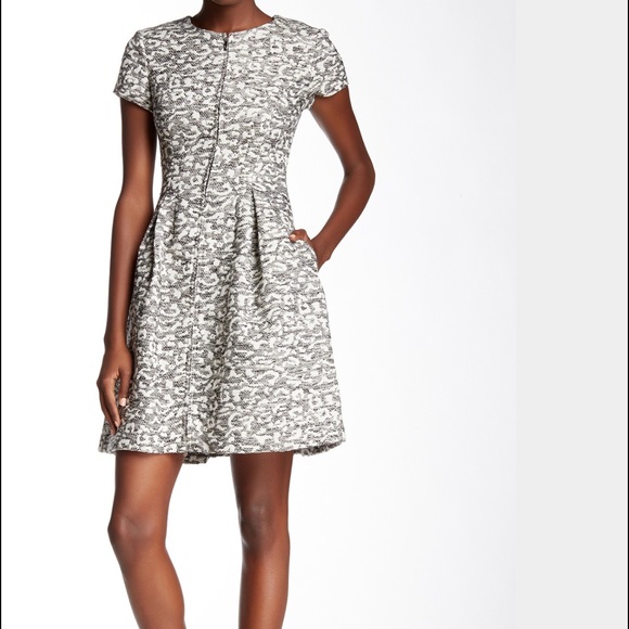 #229💋💛eliza j zip front leopard knit dress - Picture 3 of 4