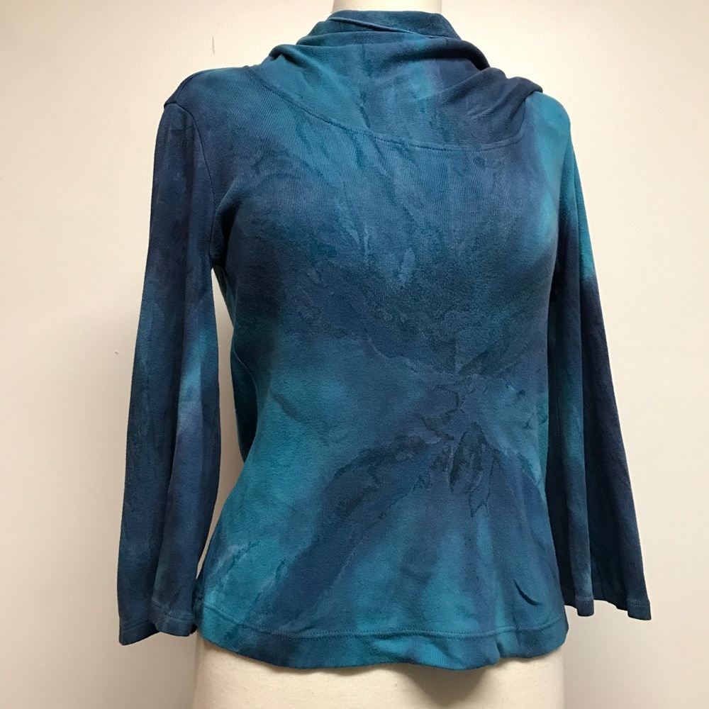 Barbara Lesser Fibers Hooded Blue Top