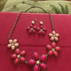 Kim rogers necklace and earring set