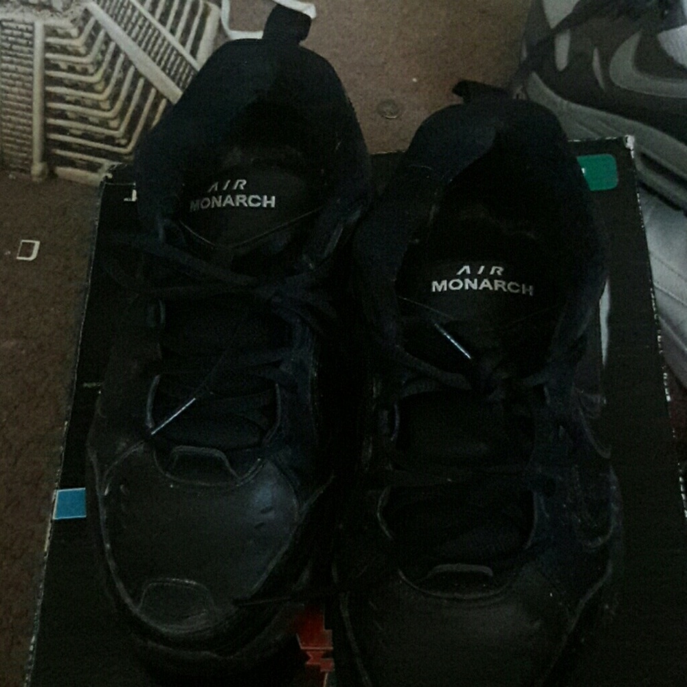 Nike black