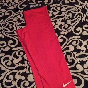 Nike Pro leggings.
