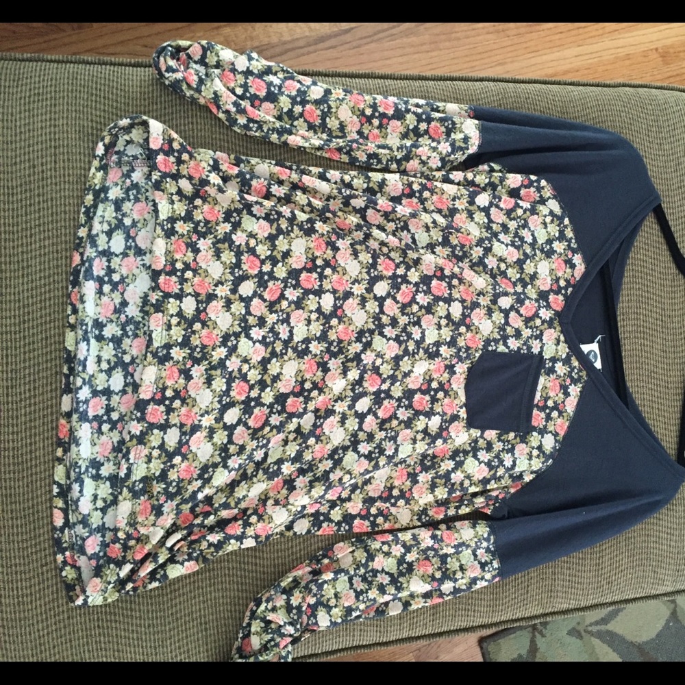 Long sleeve, floral shirt