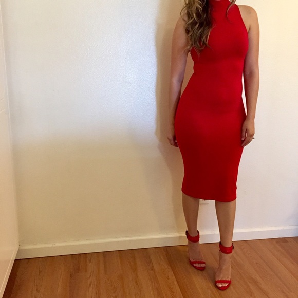 •LAST ONE• Red High Neck Midi Dress - Picture 5 of 7