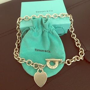 Tiffany & Co. sterling silver toggle necklace