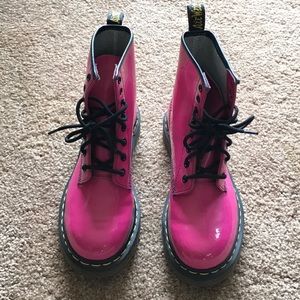 Platform Height:Approx.1"
Heel Height: Approx.1.5"