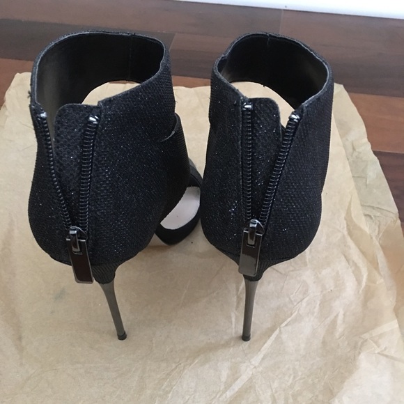 Black sparkly open toe heels - Picture 2 of 3