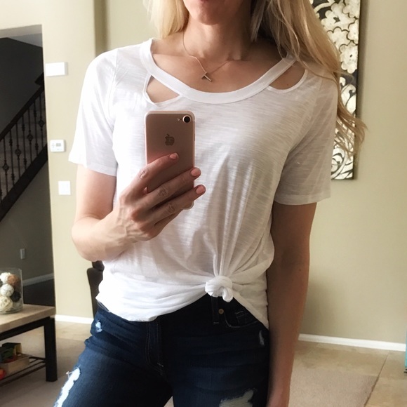 SALE 🏴 LAST - White Cut Out Tee - Picture 2 of 4