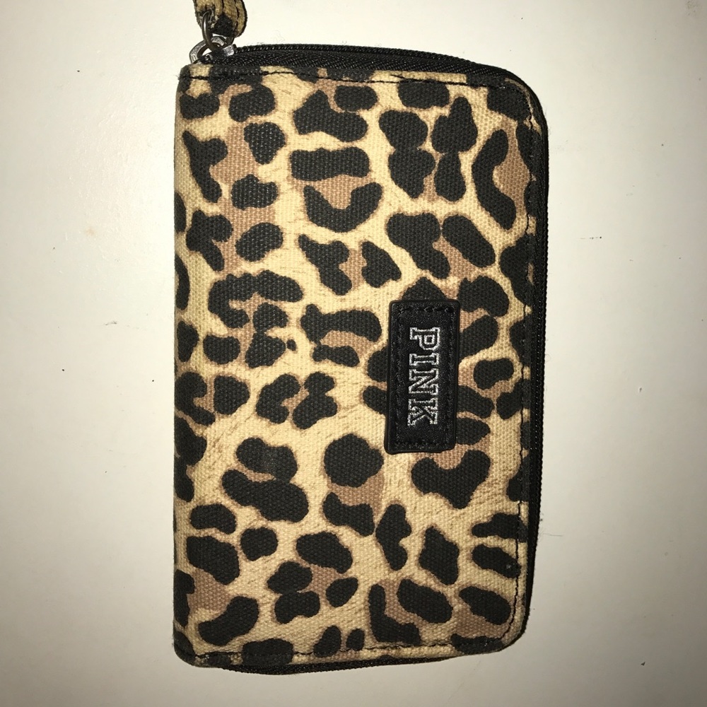 VS PINK Wallet Wristlet and iPhone 6/6s/7 Case