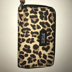 VS PINK Wallet Wristlet and iPhone 6/6s/7 Case