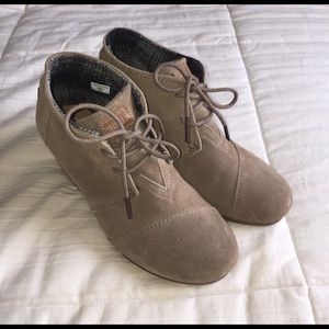 TOMS Suede Women's Wedges