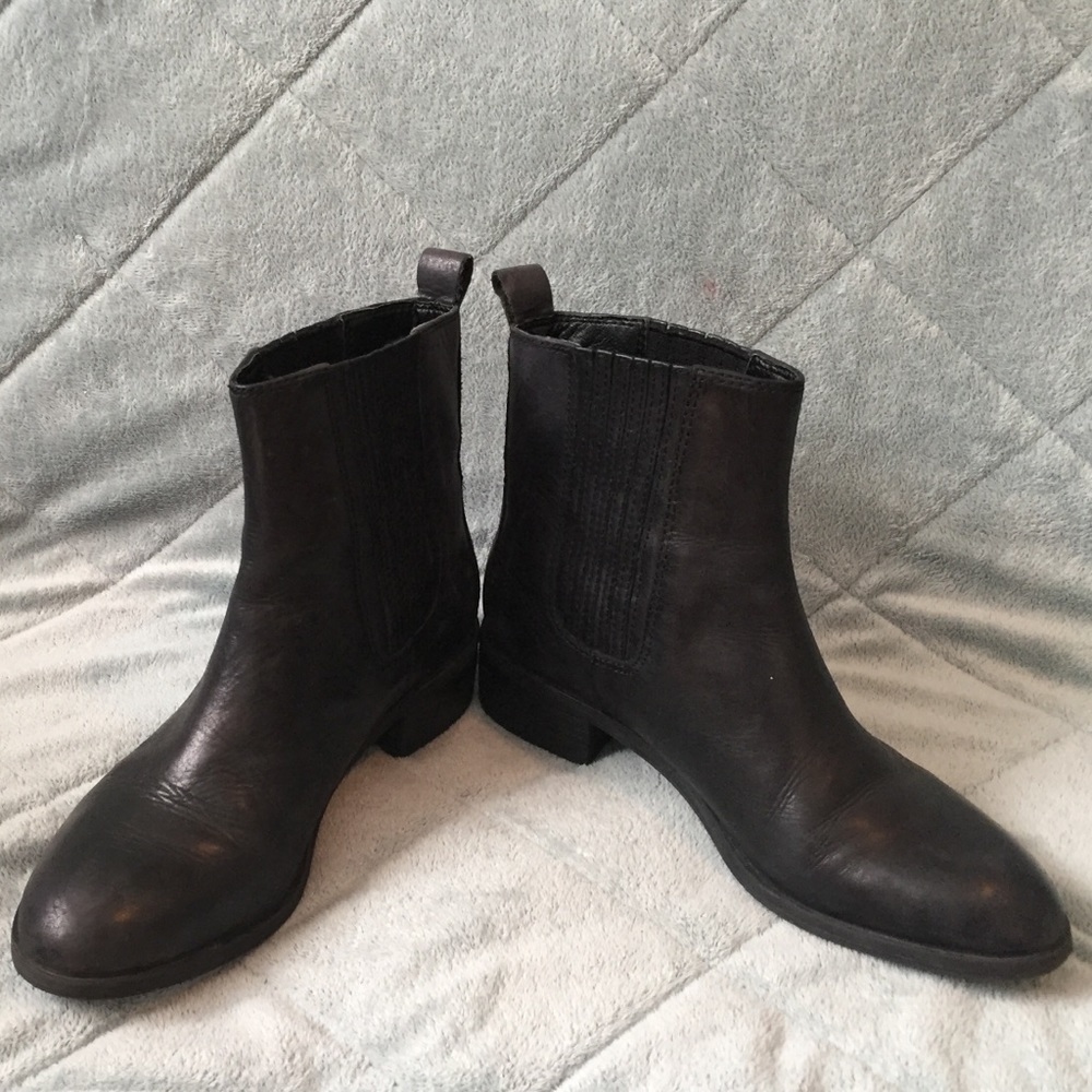 Trouvé Leather Chelsea Booties