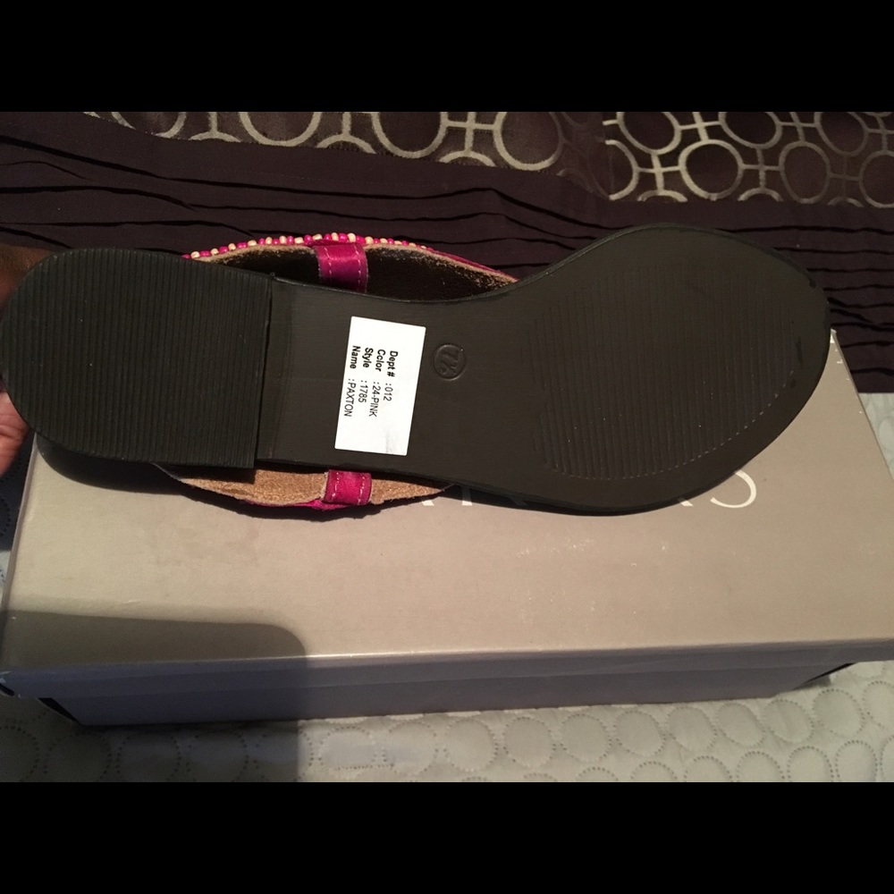 Sandals - Picture 2 of 3