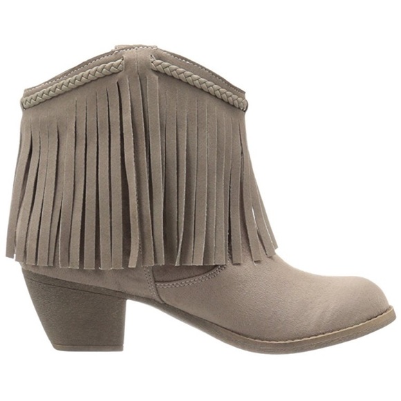 Taupe Western Cascading Fringe Ankle Booties - Picture 4 of 4