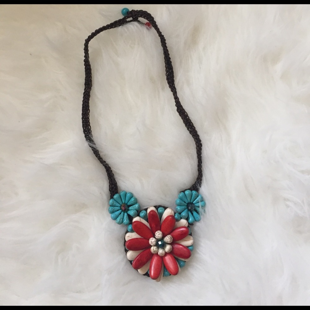 Handmade flower bead necklace