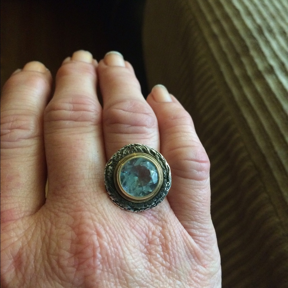 Women's beautiful blue topaz ring