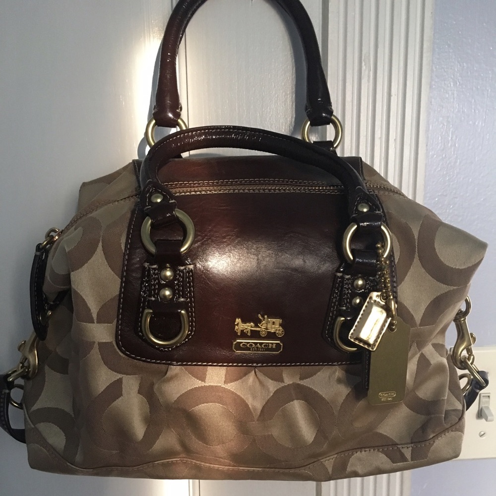 Coach crossbody monogram purse