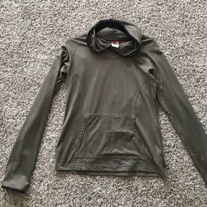 Women's North Face Shirt