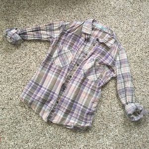 Maurice's plaid button up