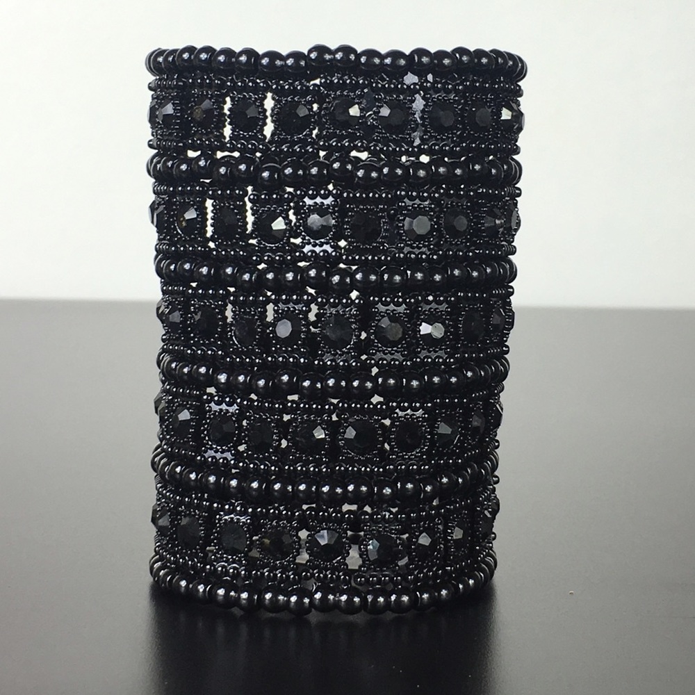SOLD🔥Stretchable Crystal Cuff wide bracelet 5 row - Picture 1 of 7