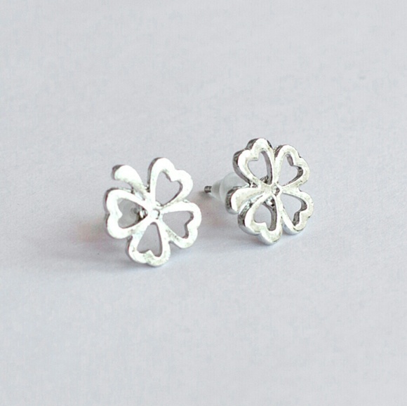 🔻Final Price🔻 Clover Earrings - Picture 2 of 6