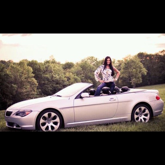 💜Welcome to Tifany's closet💜 - Picture 5 of 7