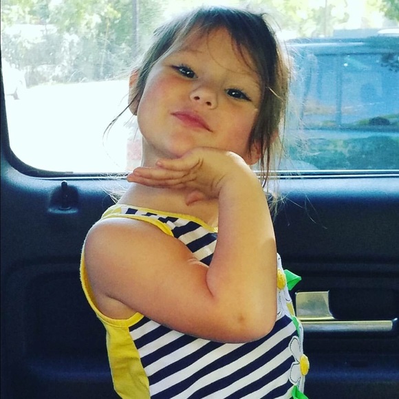 💜Welcome to Tifany's closet💜 - Picture 6 of 7