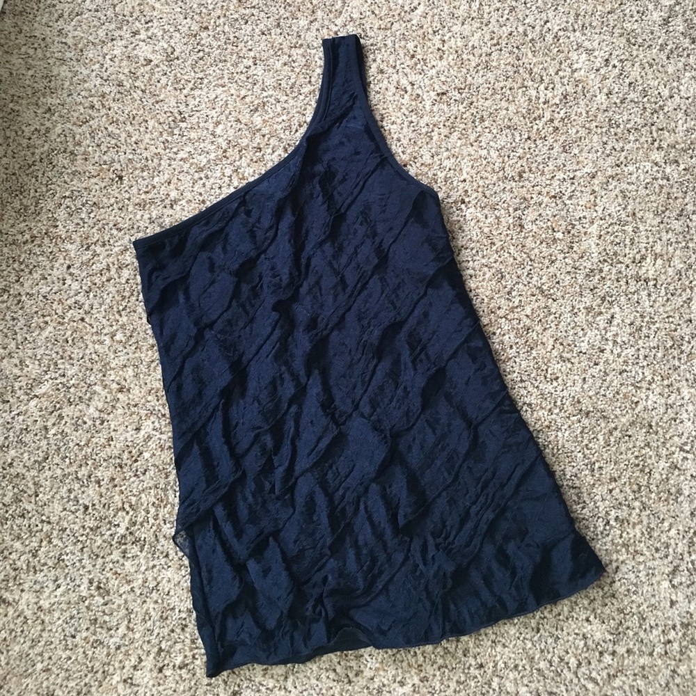 Wet Seal one shoulder top