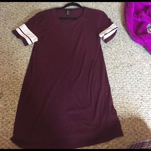 Cute forever 21 maroon top!