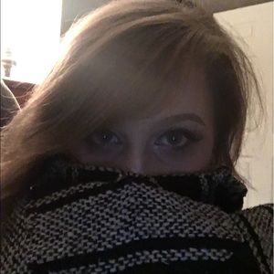 Meet your Posher, Christa