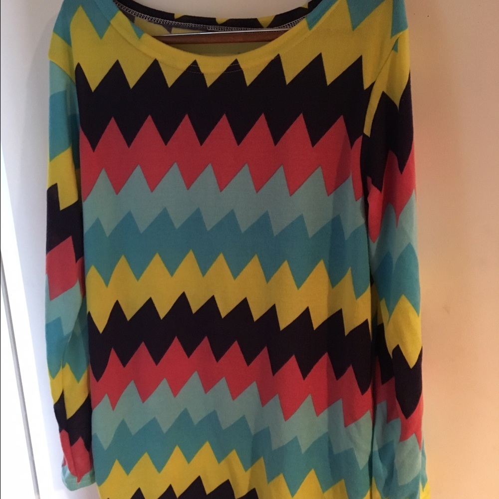 Chevron Top