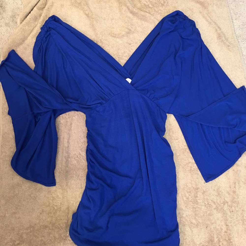 Cobalt Blue V neck, 1/4 flare sleeves.