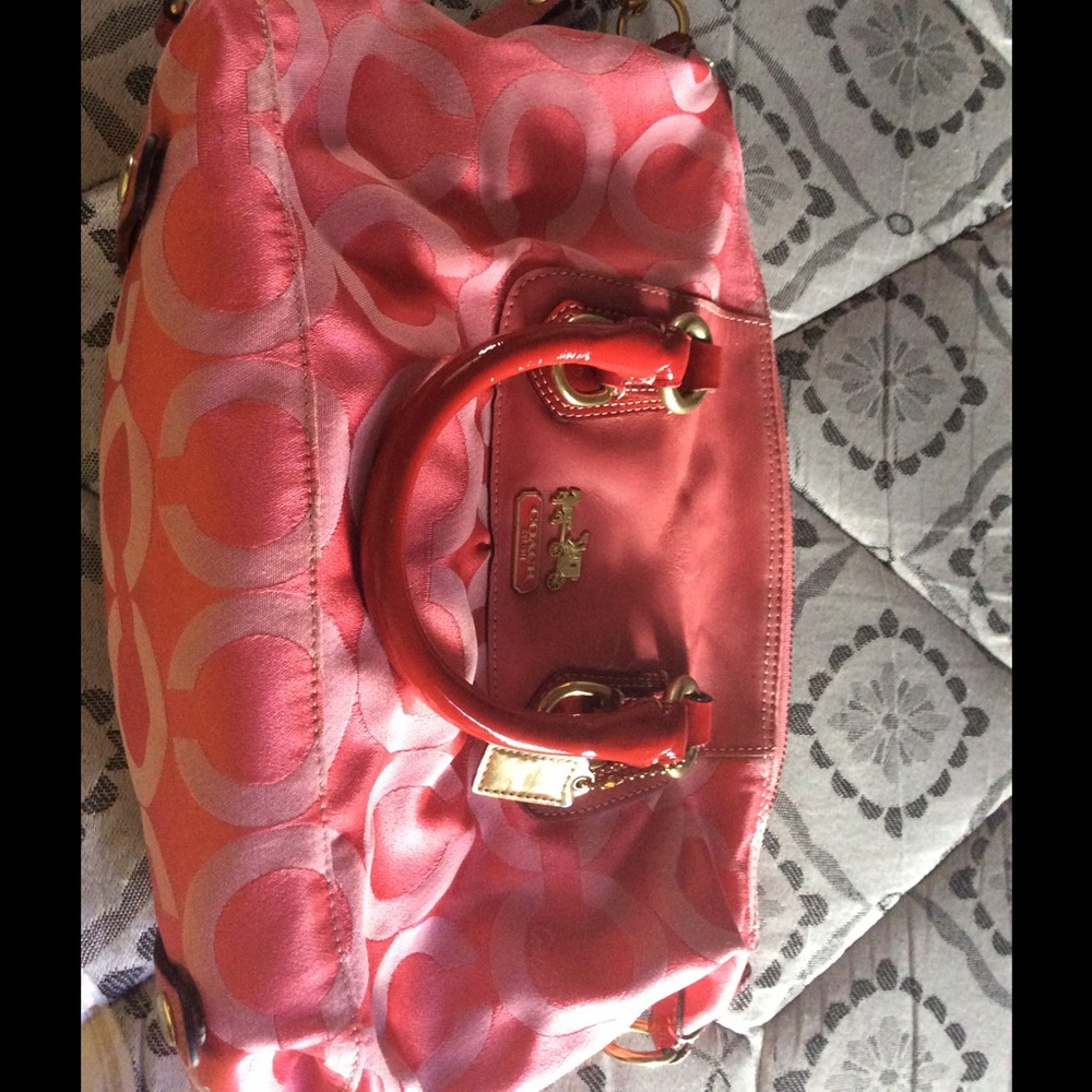 Authentic Coach purse - Picture 2 of 4