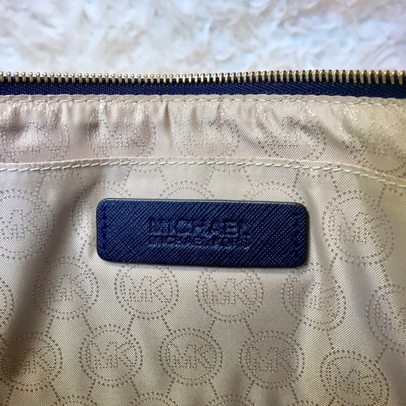 Michael Kors Selma Stud-Trim Saffiano Clutch - Picture 6 of 7