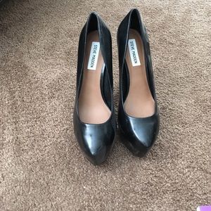 Steve Madden platform pumps