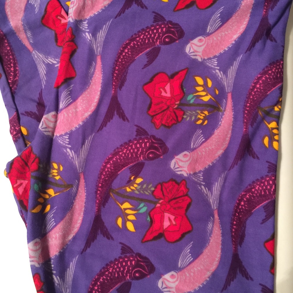 Lularoe tall and Curvy leggings