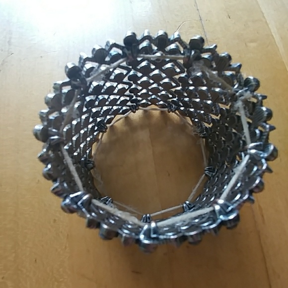 Blingy Stretch Bracelet - Picture 5 of 6