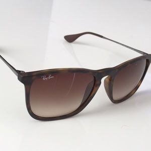 Ray-Ban tortoise sunglasses