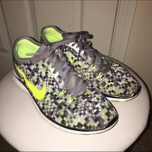 Nike Free Tennis Shoes