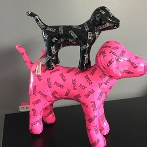 VS PINK DOGS