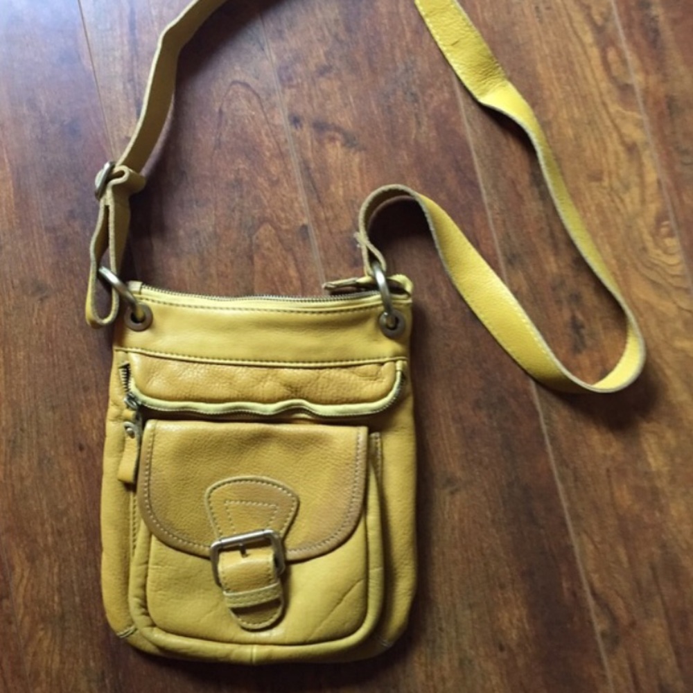 Tano vintage genuine leather purse