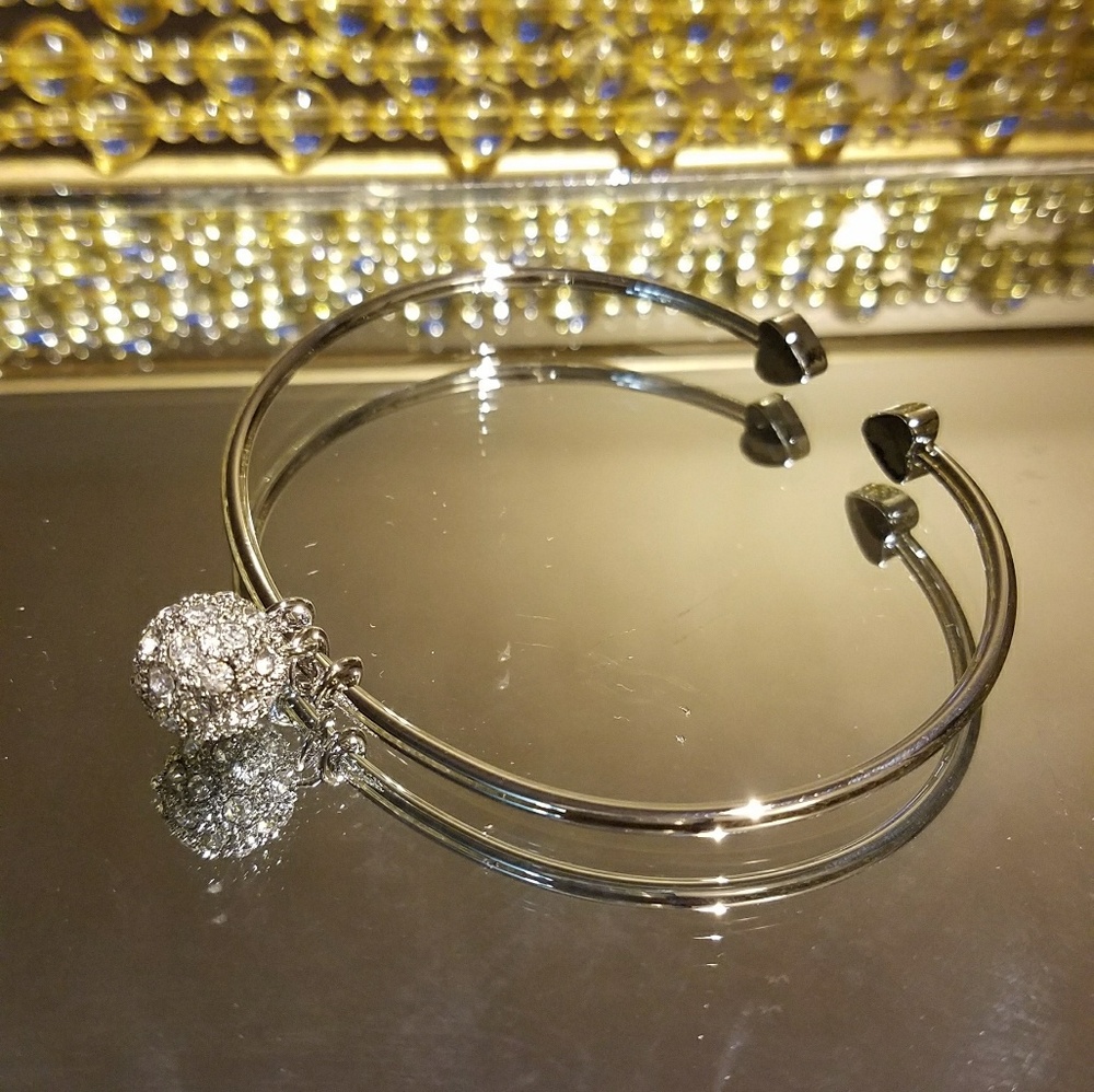 NEW!Crystal ball dangle,2 heart tipped bangle