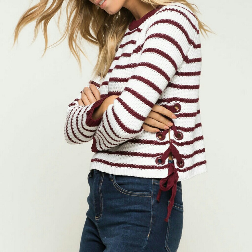 ❣ LACE UP STRIPE SWEATER ❣