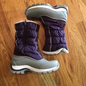 Land's end size 13 snow boot