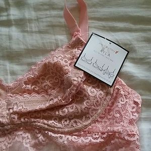 NWT Dairy Fairy Ayla Bra size 4