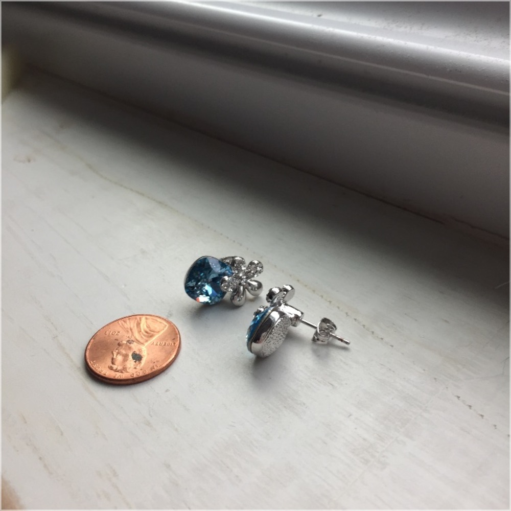 - pretty little Studs - Picture 4 of 4
