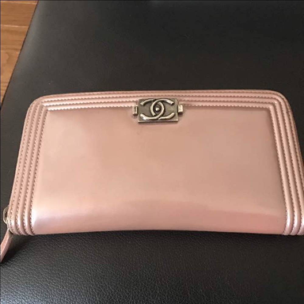 Authentic Chanel le boy wallet