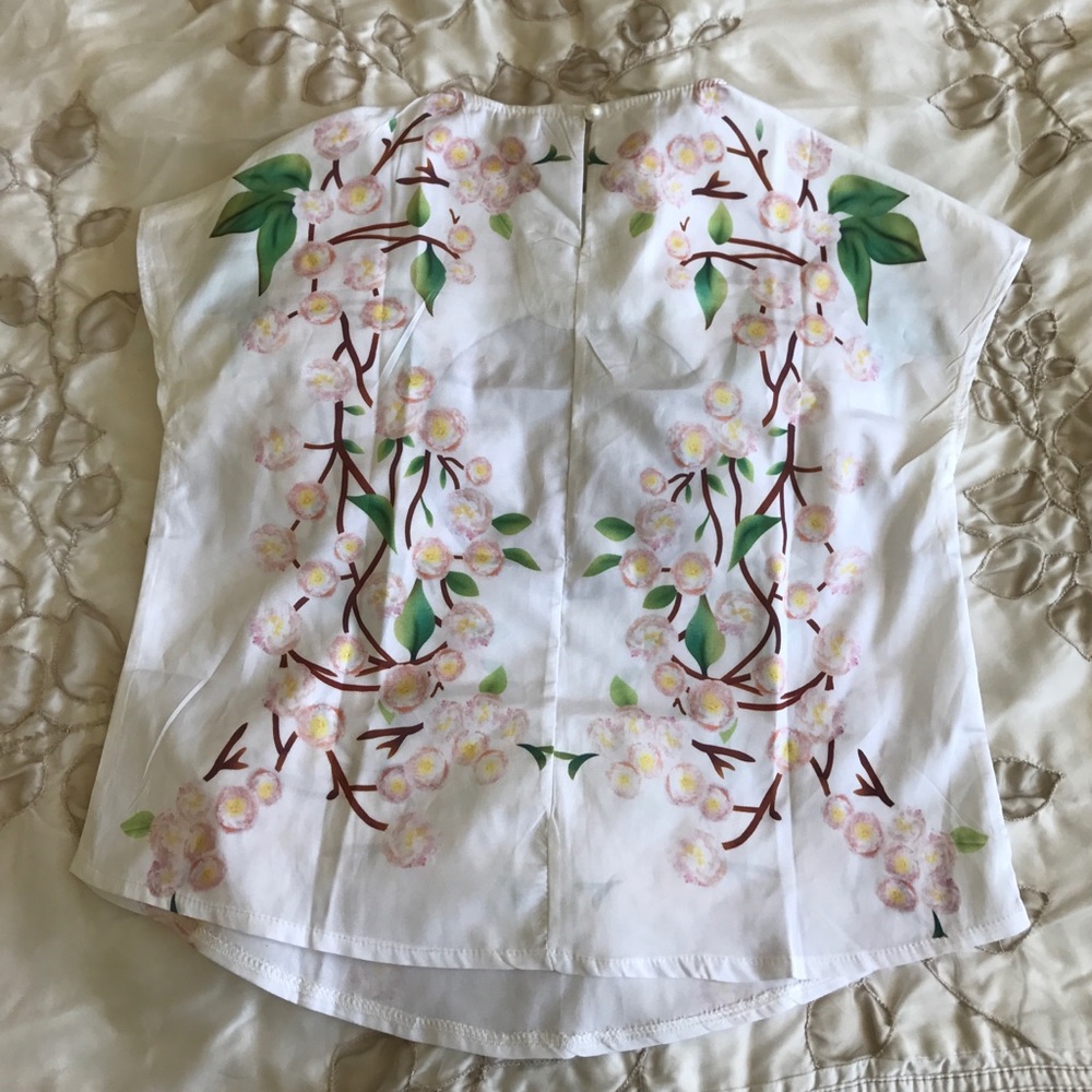 Print top - Picture 2 of 4