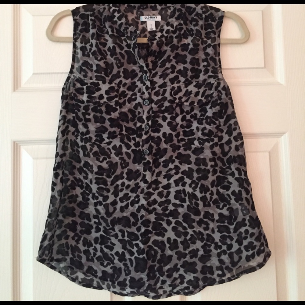 Leopard Print Sleeveless Blouse