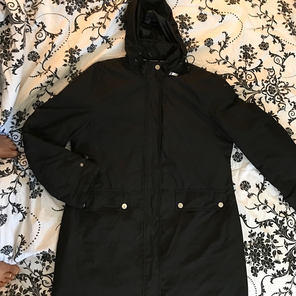 Light down long Tommy Hilfiger jacket.