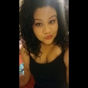 Meet your Posher, Roxana